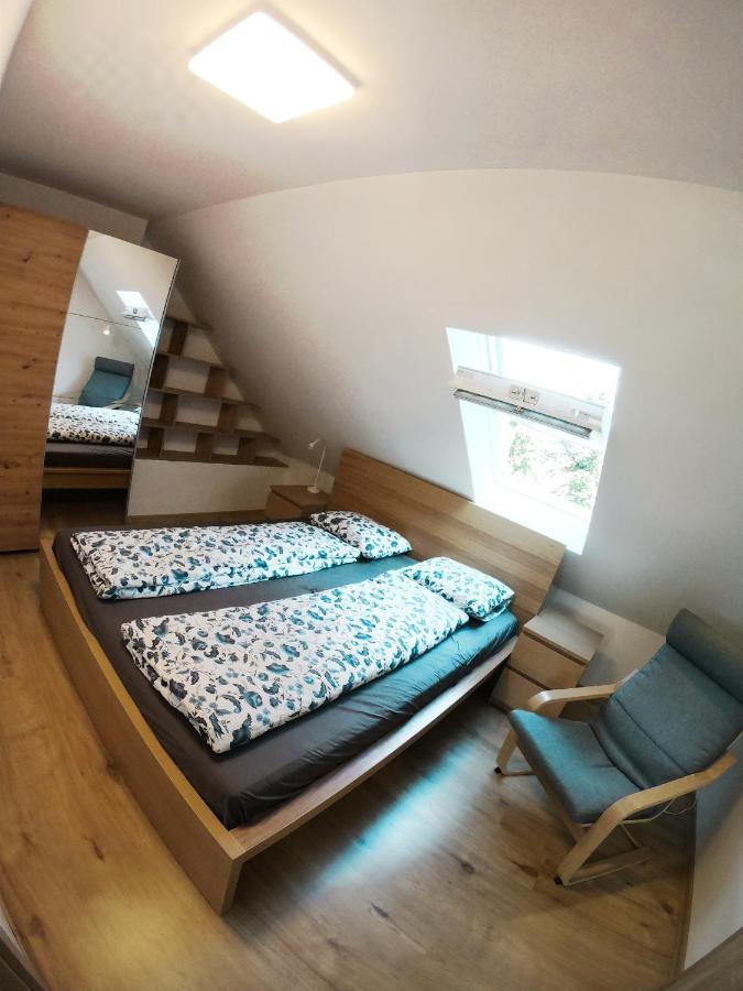 Апартаменты Apartman Дольный Смоковец Экстерьер фото